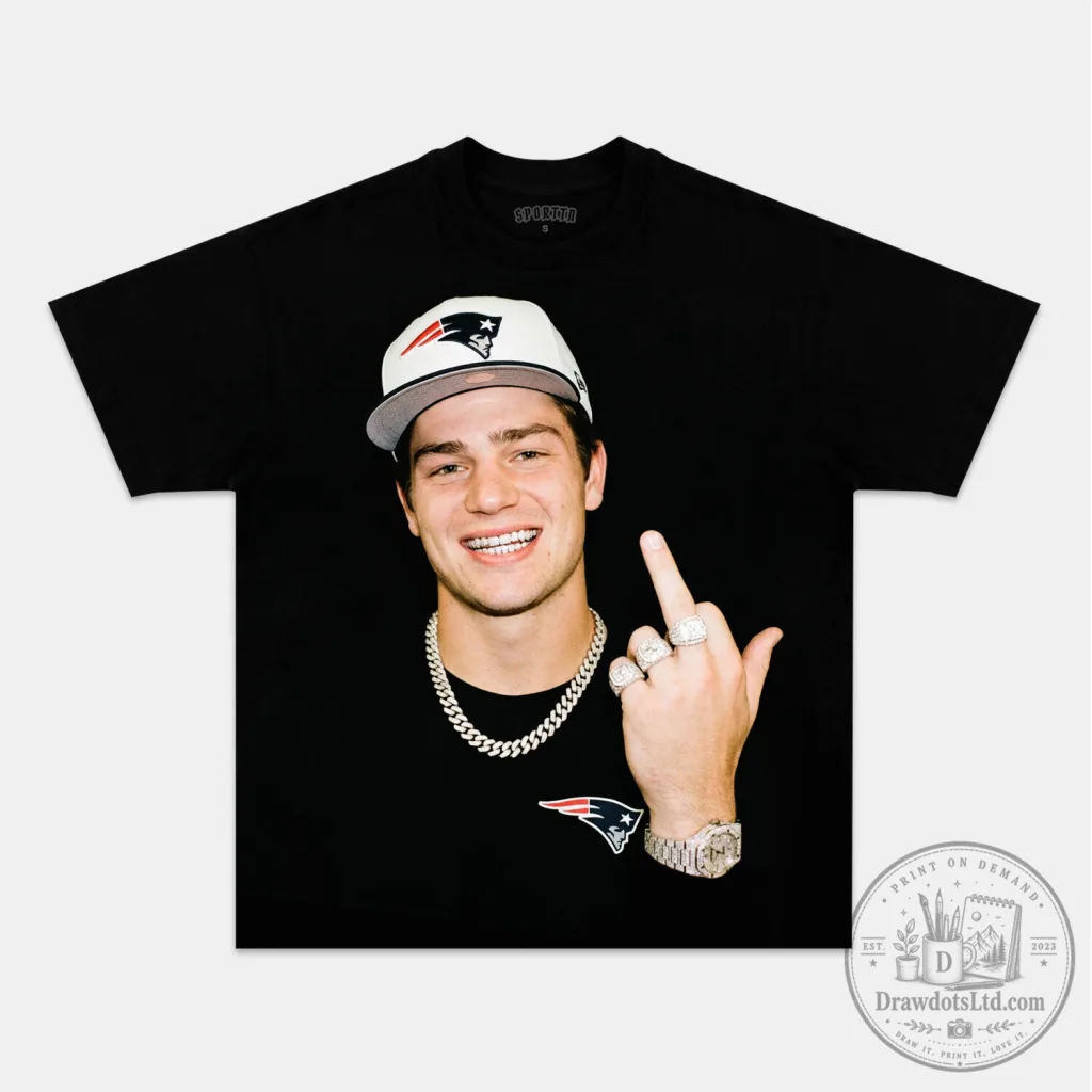 Drake Maye New England Patriots Football Fan T-Shirt