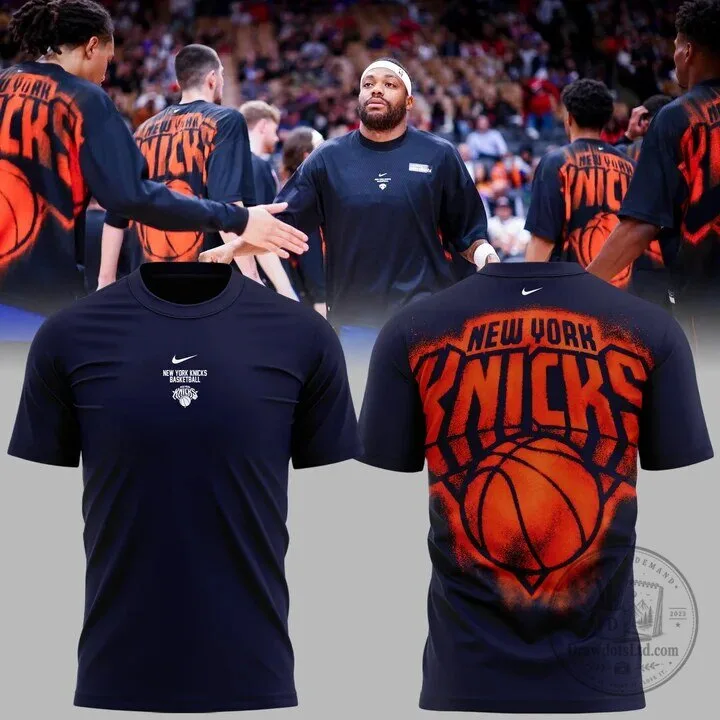 New York Knicks Basketball Team Logo Graphic Design Short Sleeve T-Shirt